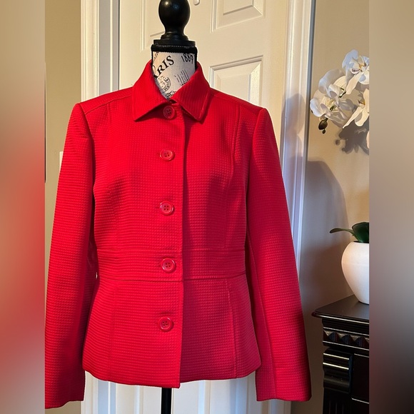 ✨🎄✨ LOUBEN RED BLAZER Size 10 NWOT - Picture 2 of 8
